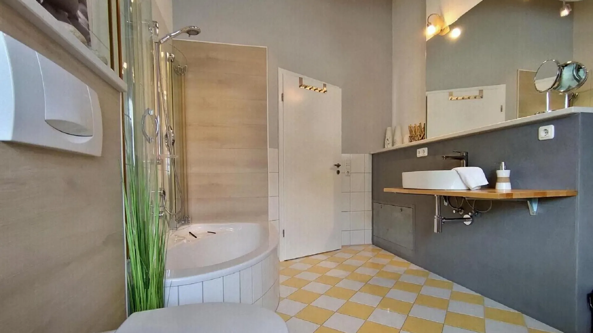 Haus Paradies Superior Fewo'S Loft, Terrasse, Private Sauna, Aktiv Card, 상트엥글마 아파트
